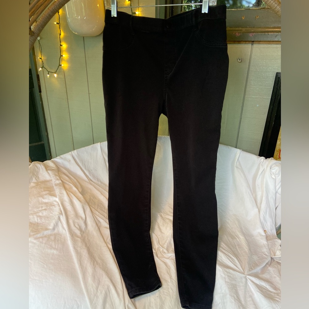 Time and Tru Black Skinny Jeans
